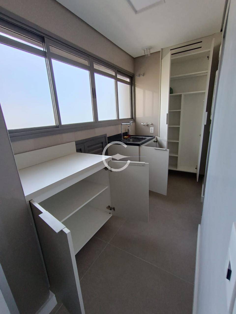 Apartamento à venda e aluguel com 3 quartos, 156m² - Foto 7