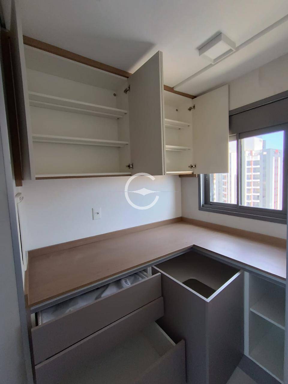 Apartamento à venda e aluguel com 3 quartos, 156m² - Foto 9