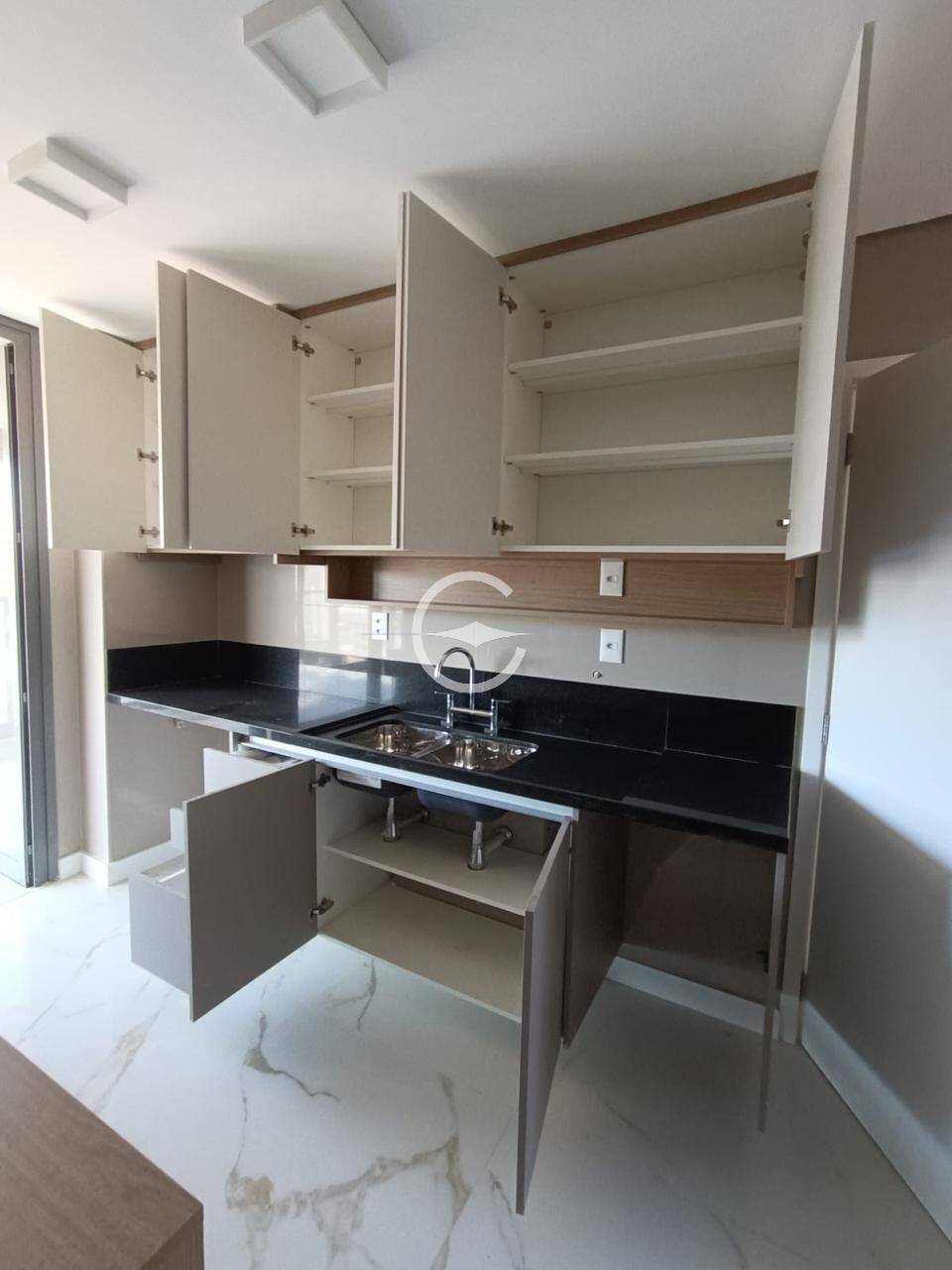 Apartamento à venda e aluguel com 3 quartos, 156m² - Foto 6