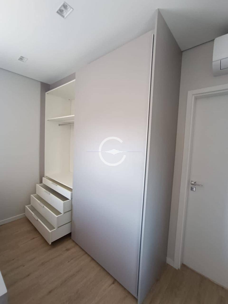 Apartamento à venda e aluguel com 3 quartos, 156m² - Foto 17