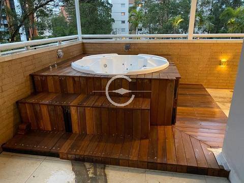 Apartamento à venda com 4 quartos, 240m² - Foto 7