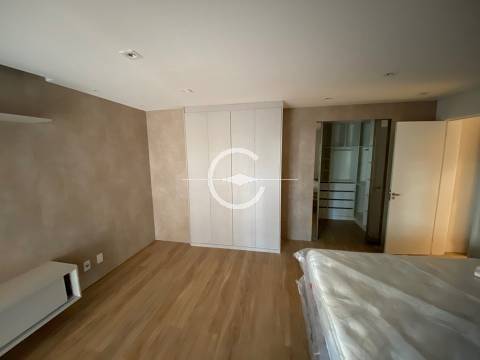 Apartamento à venda com 4 quartos, 240m² - Foto 11