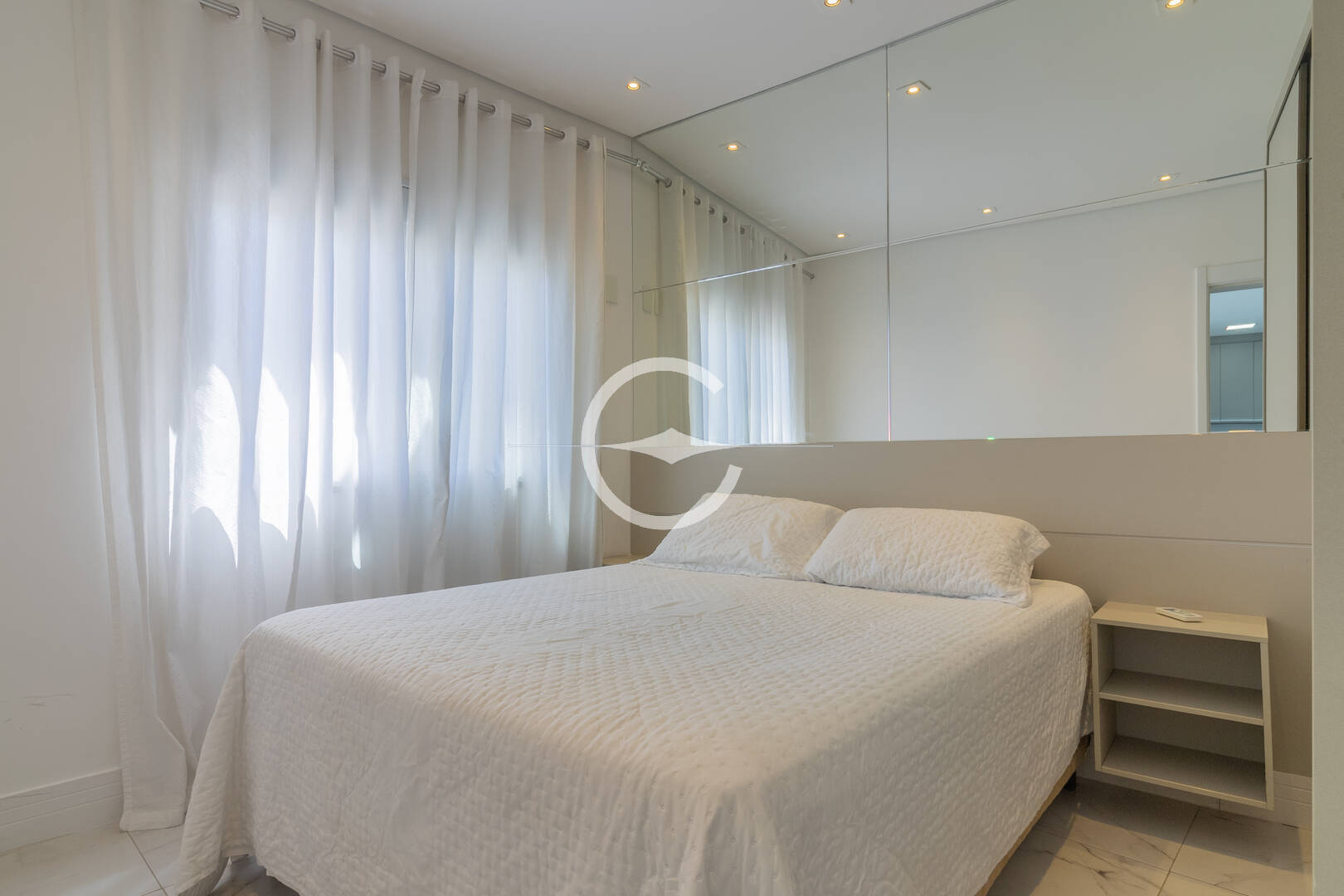 Apartamento para alugar com 2 quartos, 66m² - Foto 22