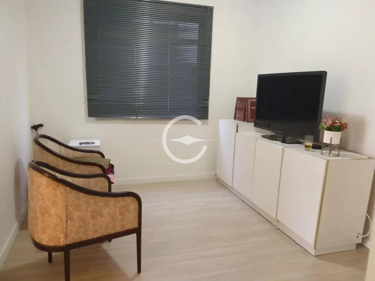 Apartamento à venda com 3 quartos, 170m² - Foto 4