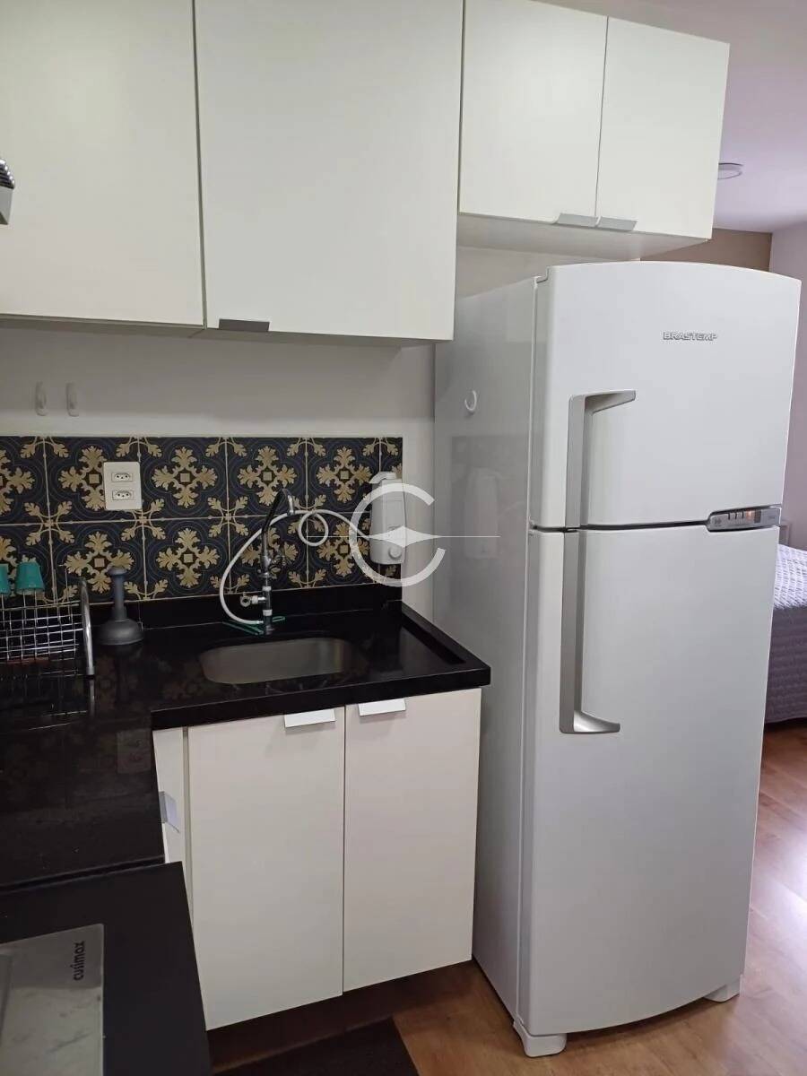 Apartamento à venda com 1 quarto, 34m² - Foto 2