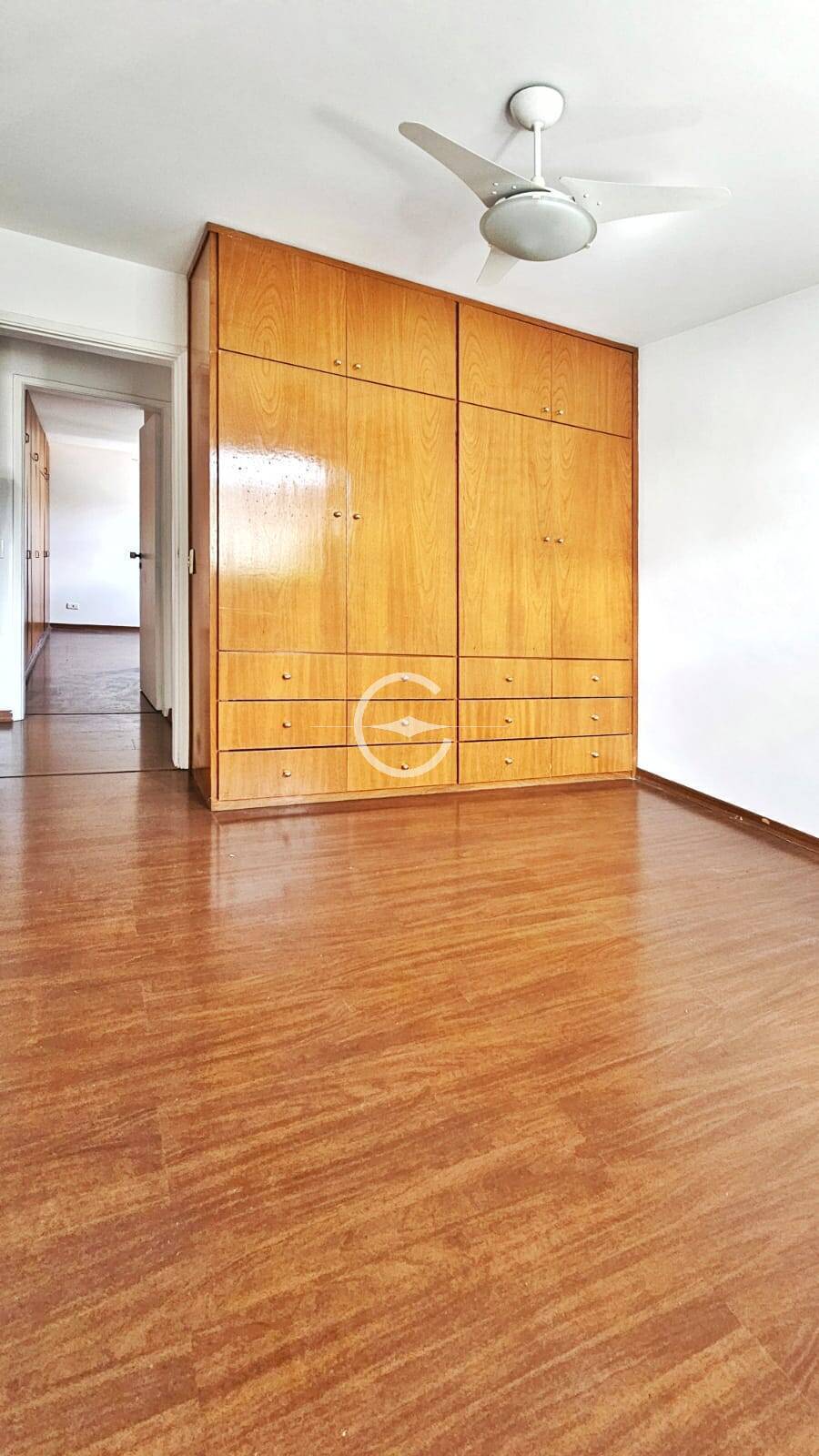 Apartamento à venda com 3 quartos, 122m² - Foto 7