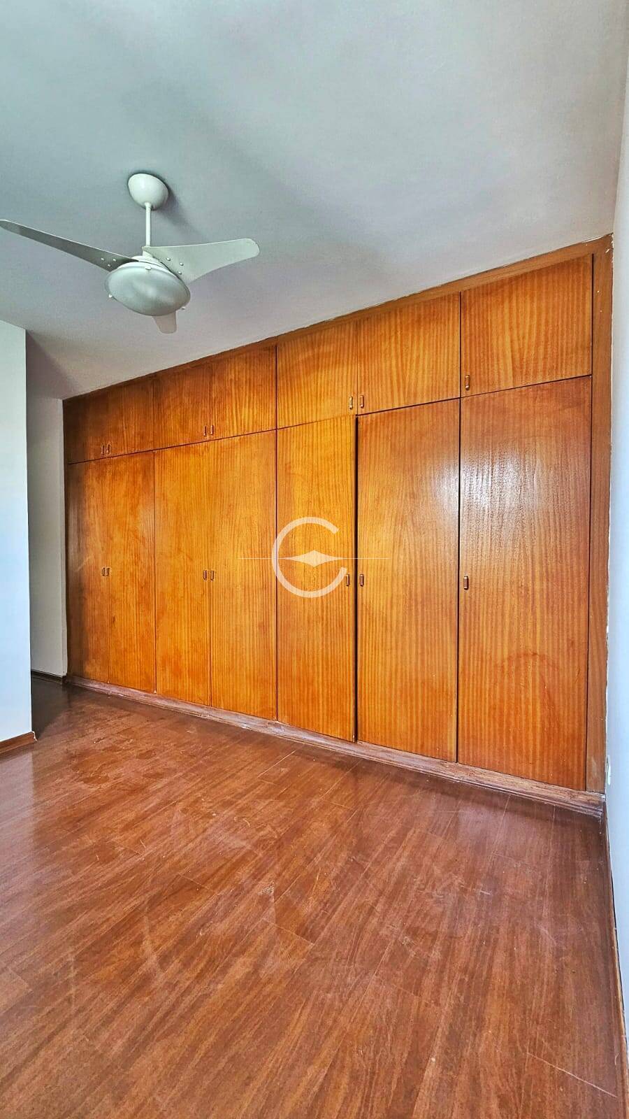 Apartamento à venda com 3 quartos, 122m² - Foto 13