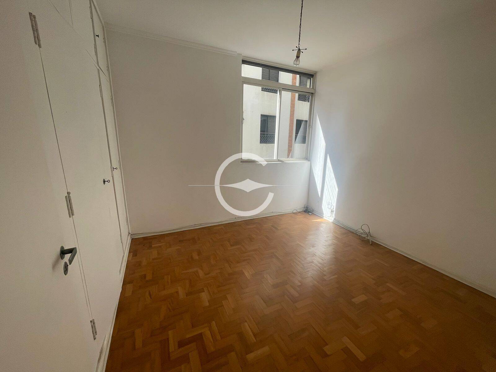 Apartamento à venda com 3 quartos, 93m² - Foto 3