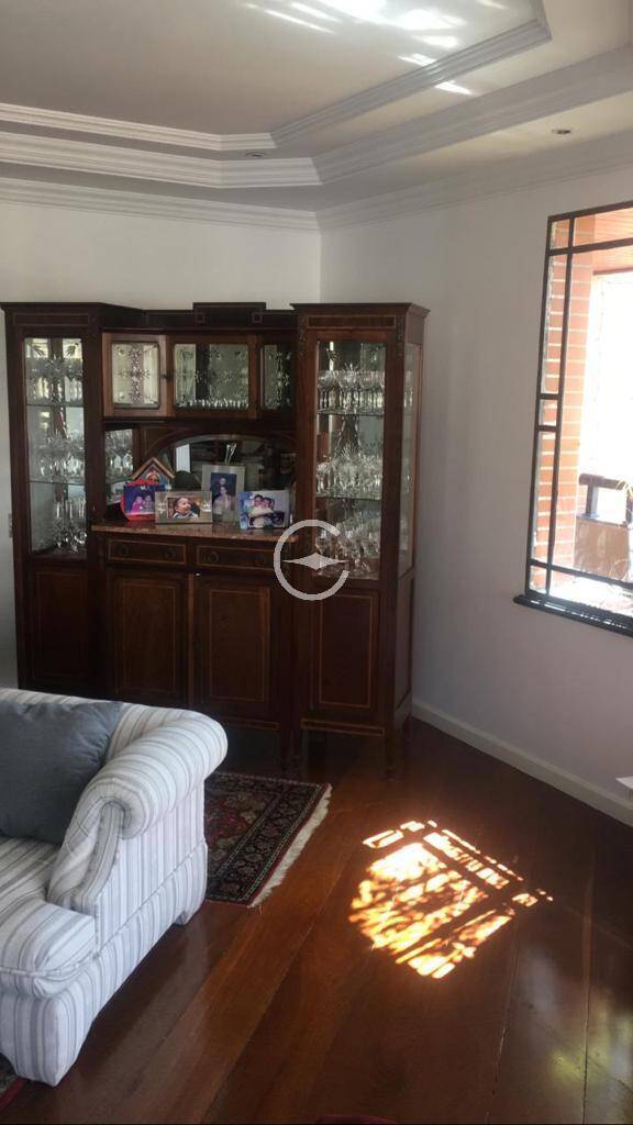 Apartamento à venda com 4 quartos, 227m² - Foto 15