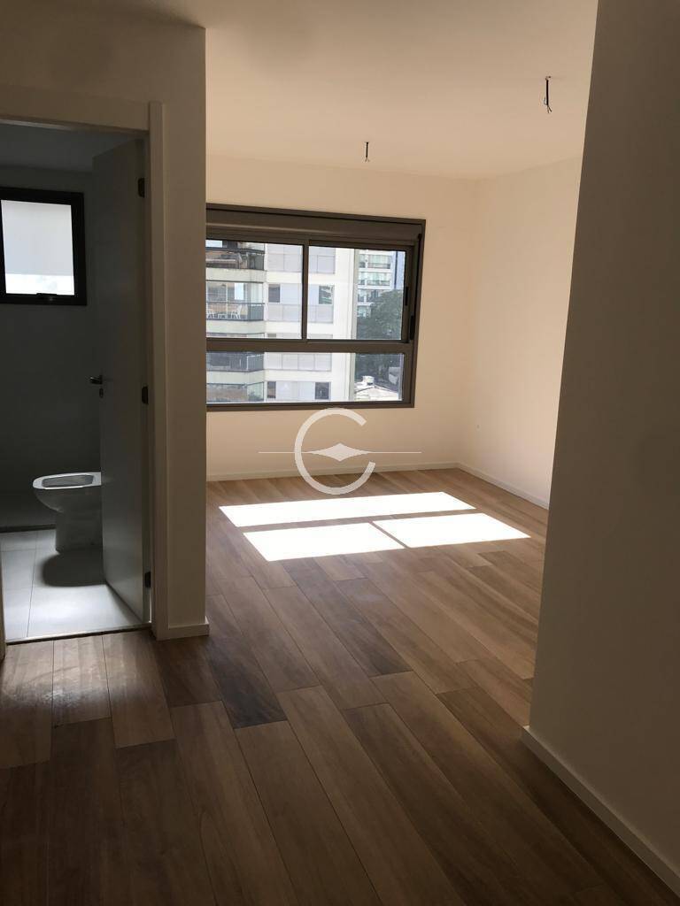 Apartamento à venda com 3 quartos, 143m² - Foto 5