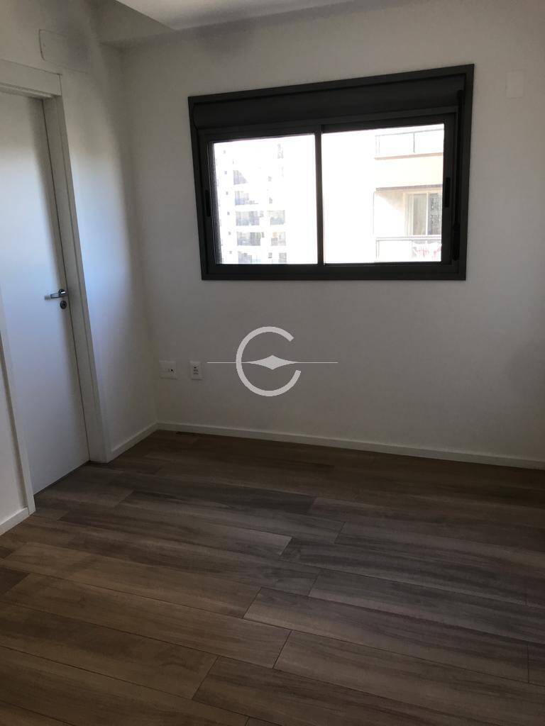 Apartamento à venda com 3 quartos, 143m² - Foto 10