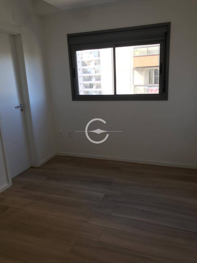 Apartamento à venda com 3 quartos, 143m² - Foto 7