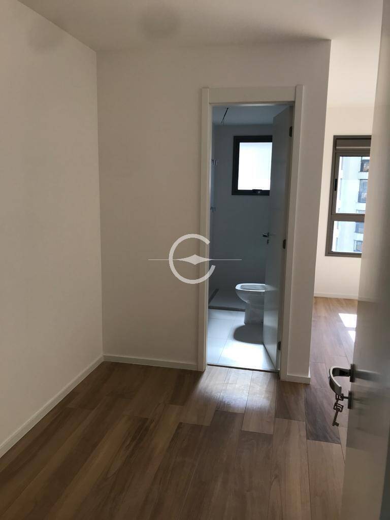 Apartamento à venda com 3 quartos, 143m² - Foto 13