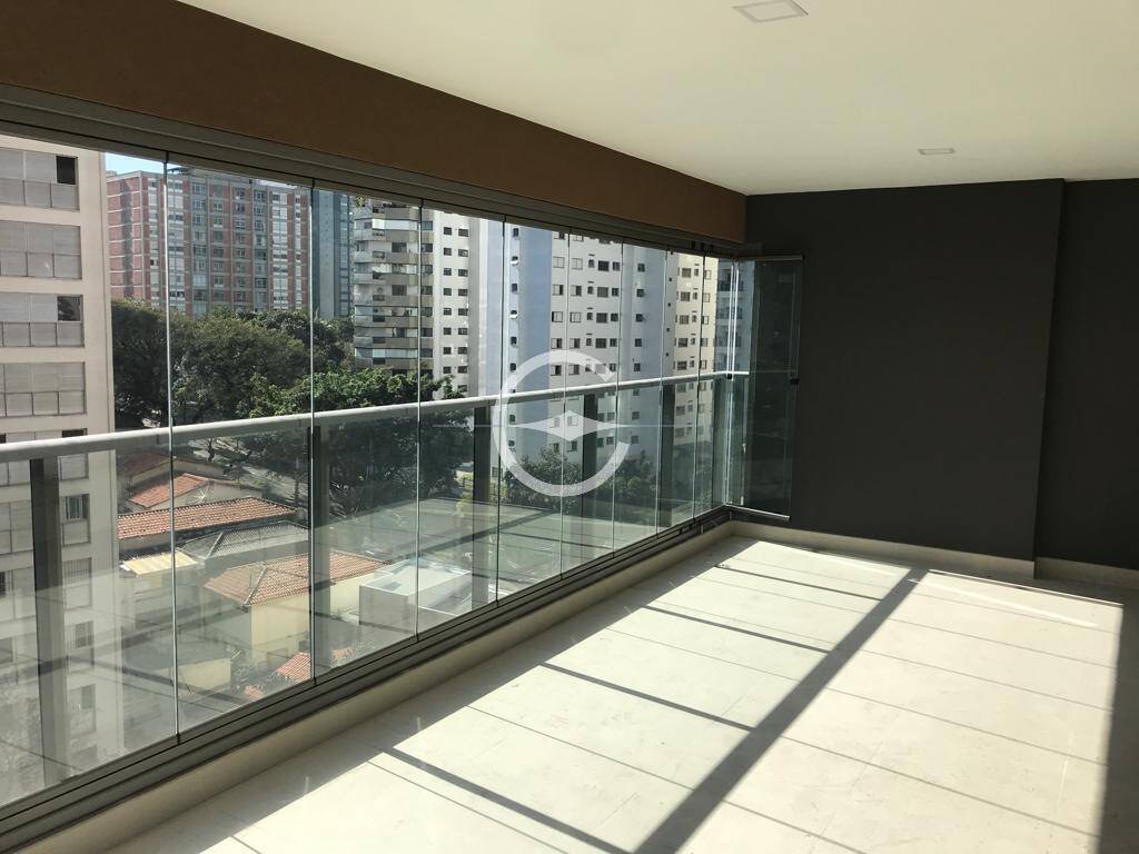 Apartamento à venda com 3 quartos, 143m² - Foto 4