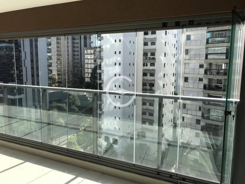 Apartamento à venda com 3 quartos, 143m² - Foto 1