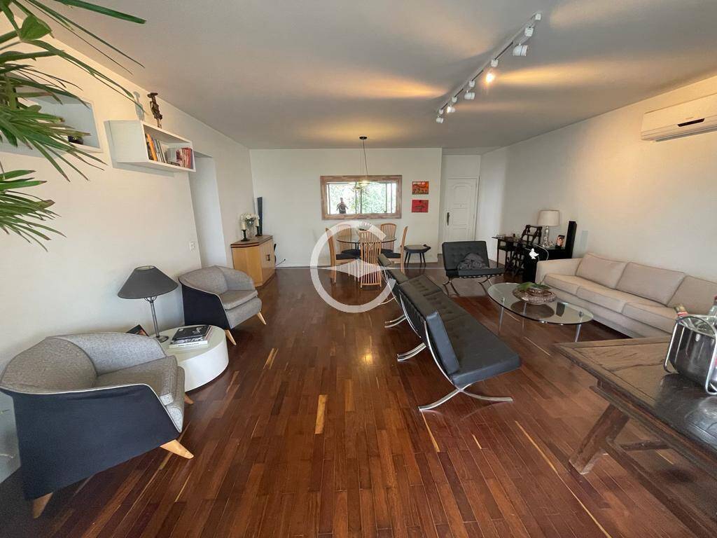 Apartamento à venda com 4 quartos, 210m² - Foto 3