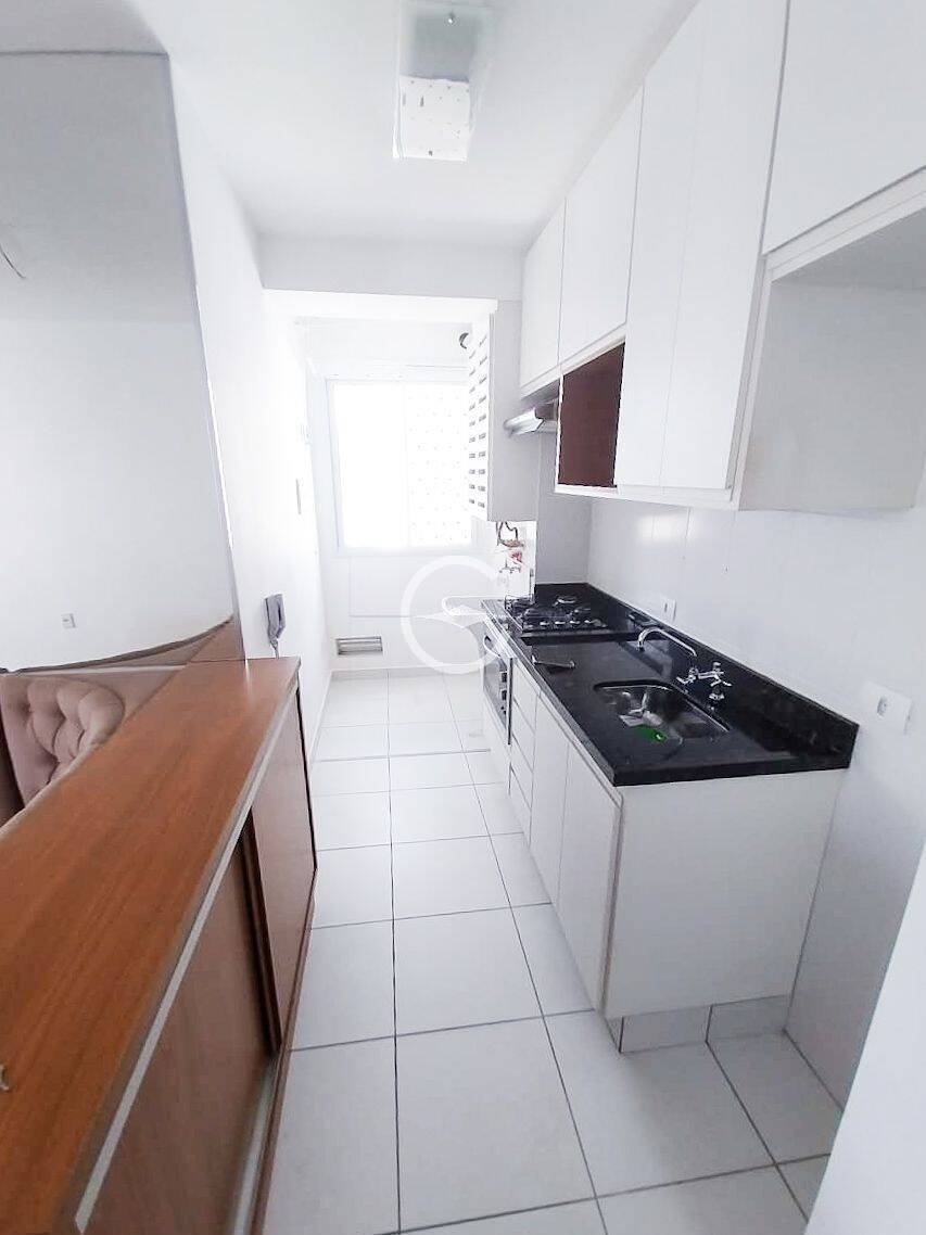 Apartamento à venda com 2 quartos, 45m² - Foto 3