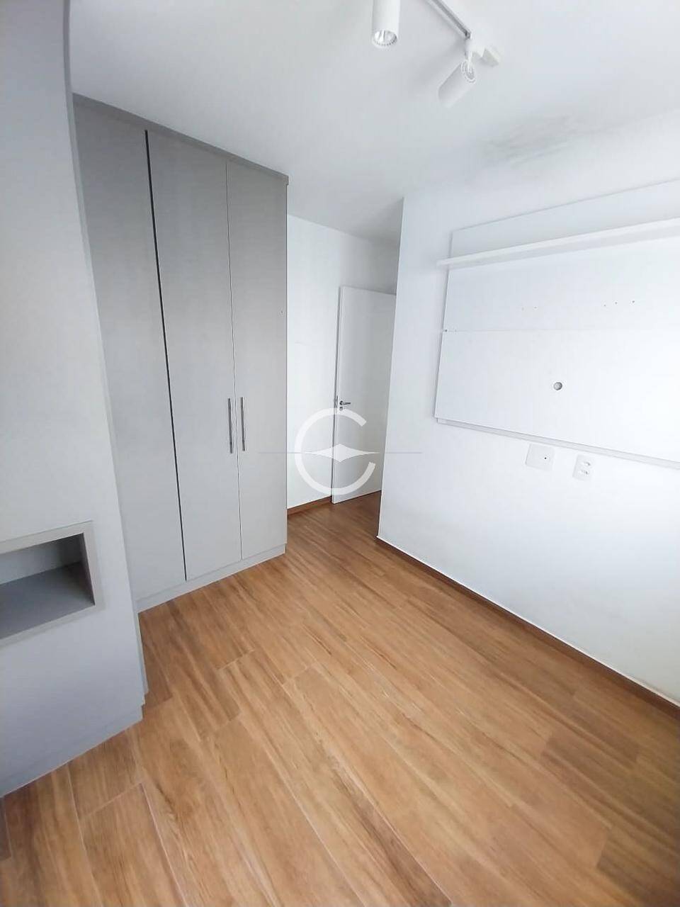 Apartamento à venda com 2 quartos, 45m² - Foto 11