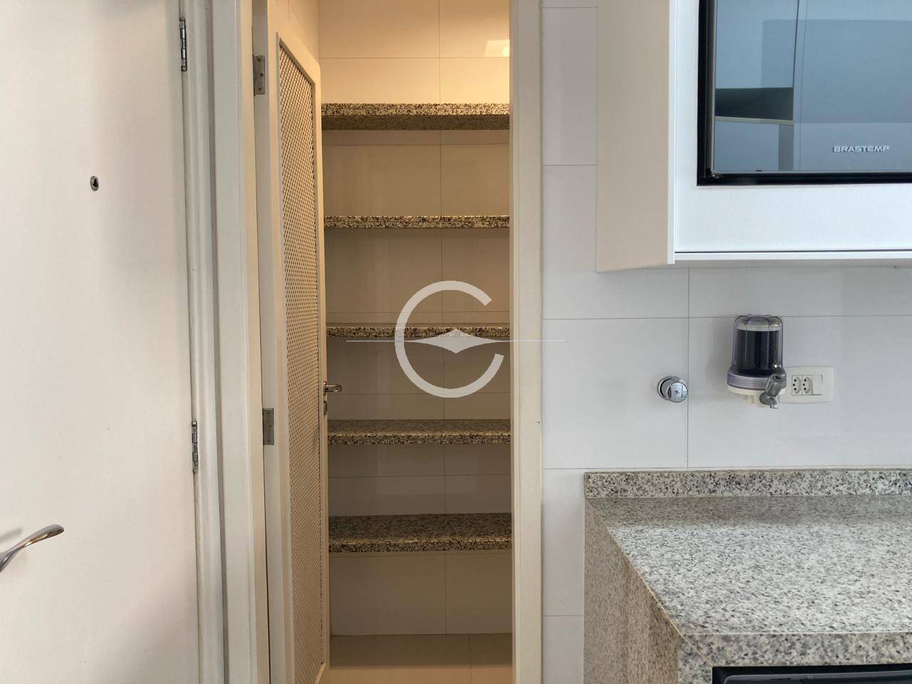 Apartamento à venda com 2 quartos, 92m² - Foto 14