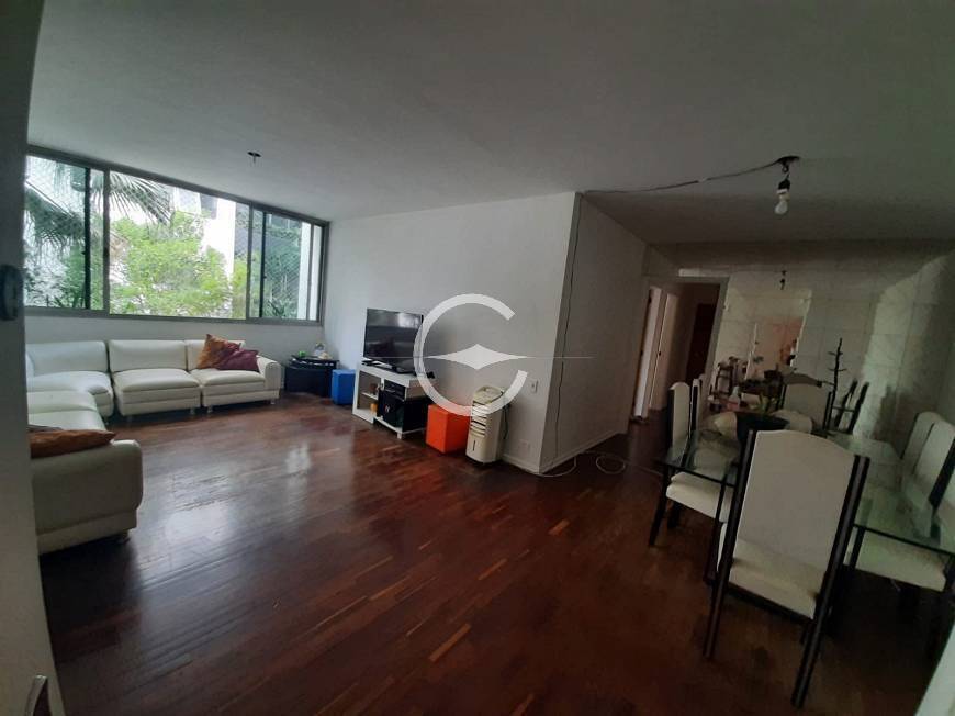 Apartamento à venda com 3 quartos, 128m² - Foto 1