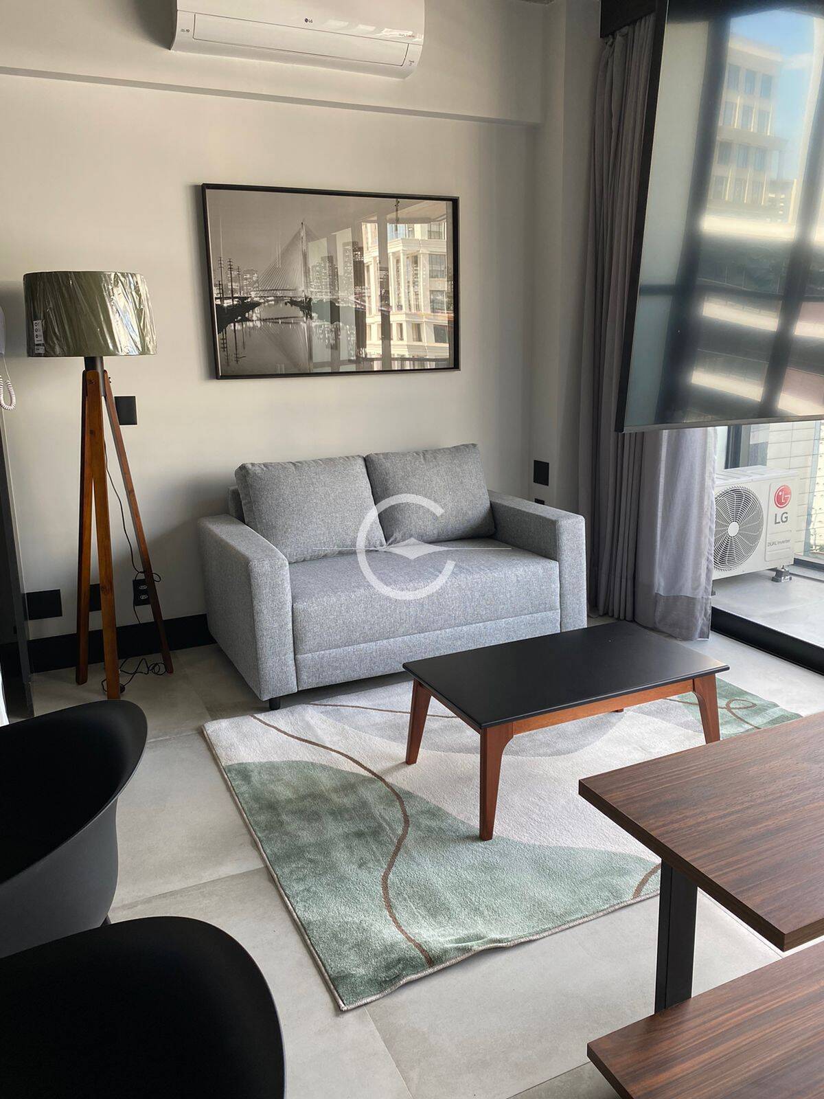 Apartamento à venda e aluguel com 1 quarto, 44m² - Foto 2