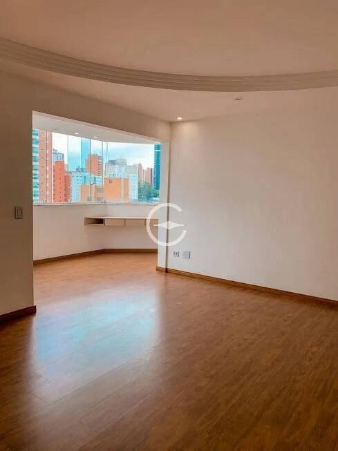 Apartamento à venda com 3 quartos, 87m² - Foto 1