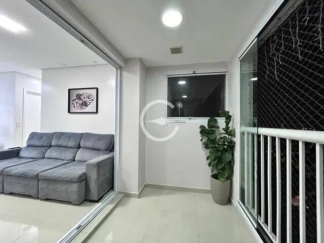 Apartamento à venda com 2 quartos, 61m² - Foto 1