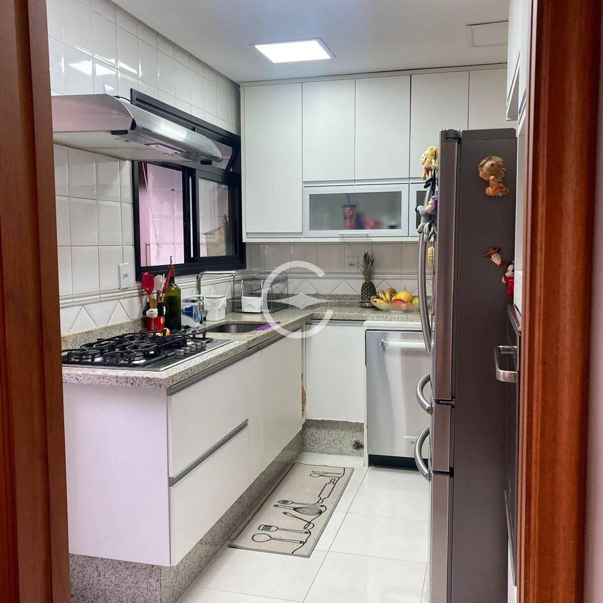 Apartamento à venda com 3 quartos, 165m² - Foto 19