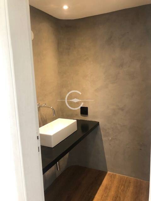 Apartamento para alugar com 4 quartos, 250m² - Foto 11