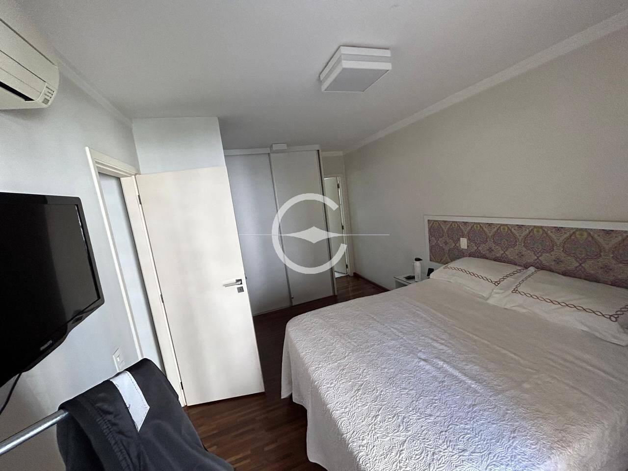 Apartamento à venda com 4 quartos, 163m² - Foto 8