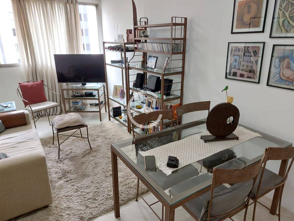 Apartamento à venda com 1 quarto, 47m² - Foto 2