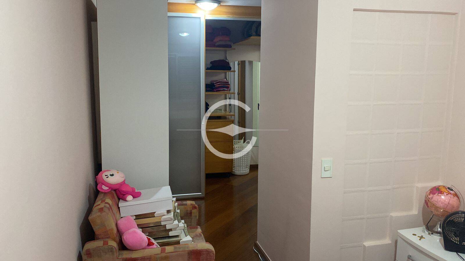 Apartamento à venda com 2 quartos, 75m² - Foto 14