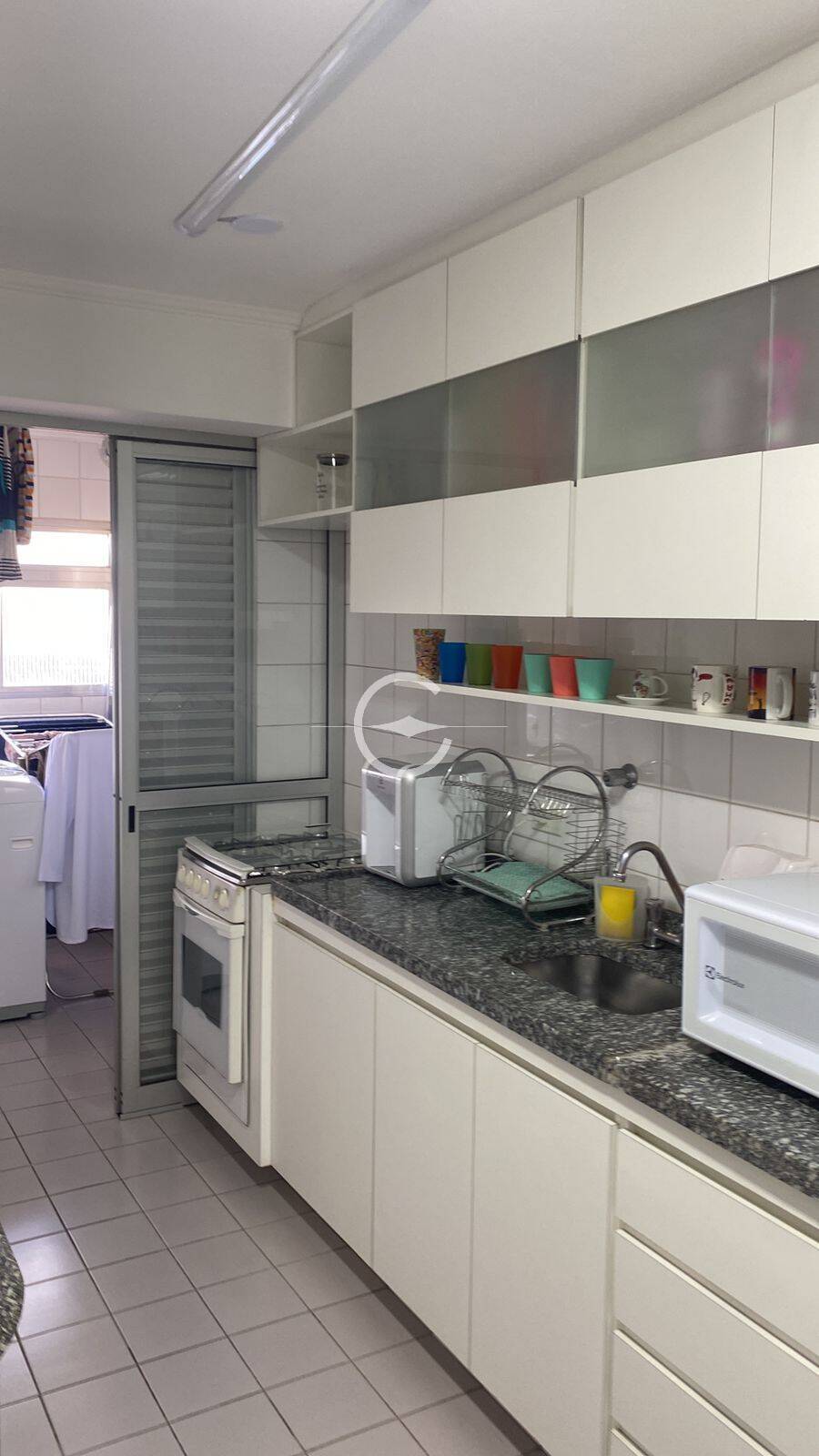 Apartamento à venda com 2 quartos, 75m² - Foto 16