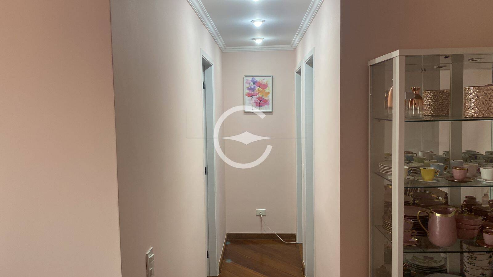 Apartamento à venda com 2 quartos, 75m² - Foto 28