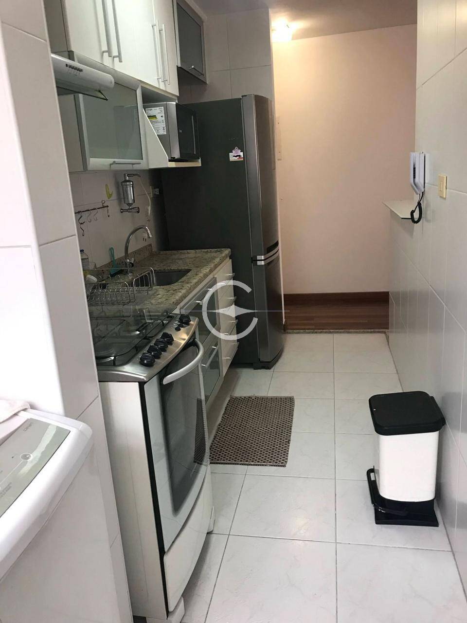 Apartamento para alugar com 2 quartos, 62m² - Foto 13