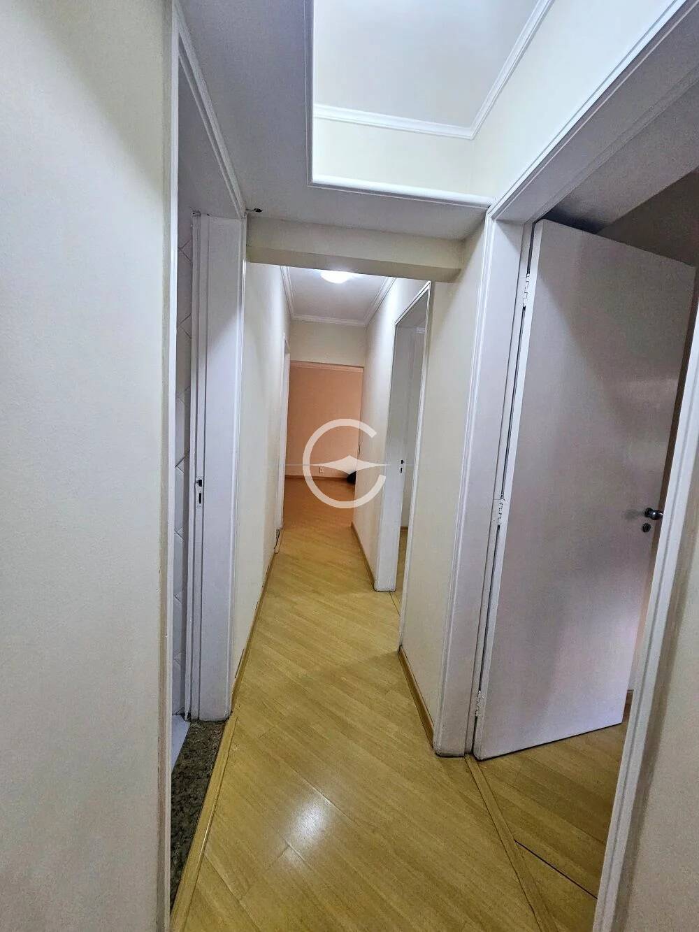 Apartamento à venda com 3 quartos, 134m² - Foto 4