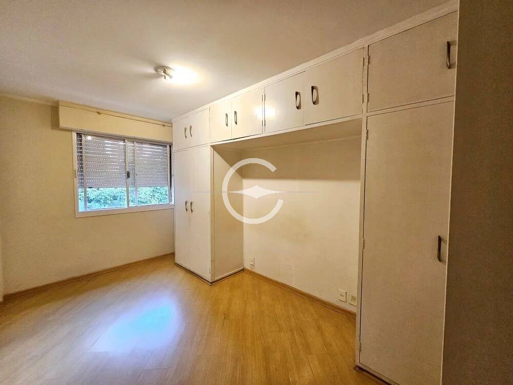 Apartamento à venda com 3 quartos, 134m² - Foto 8