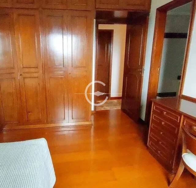 Apartamento à venda com 4 quartos, 190m² - Foto 4