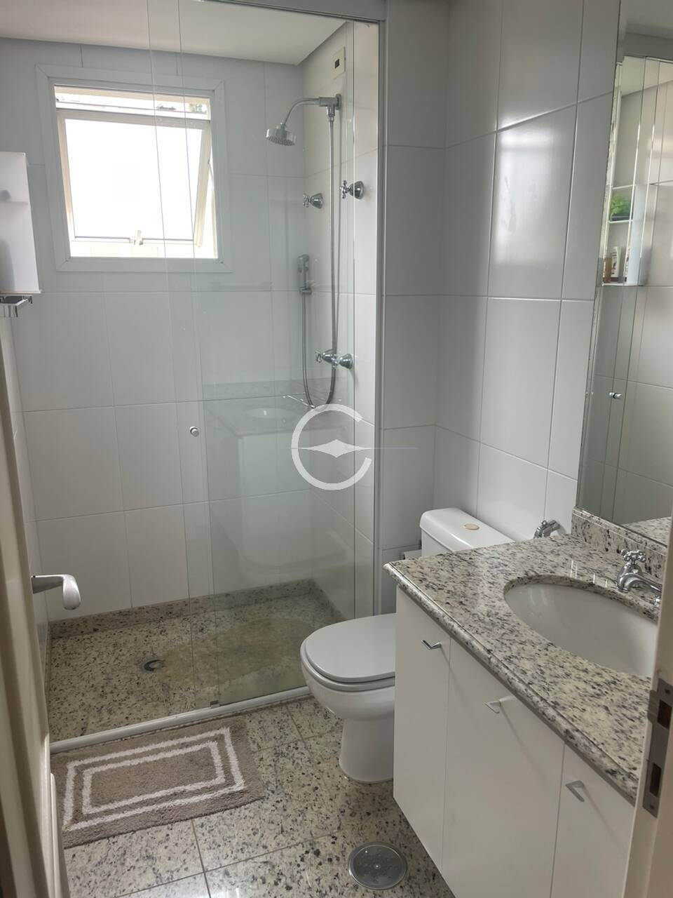 Apartamento à venda com 4 quartos, 200m² - Foto 19