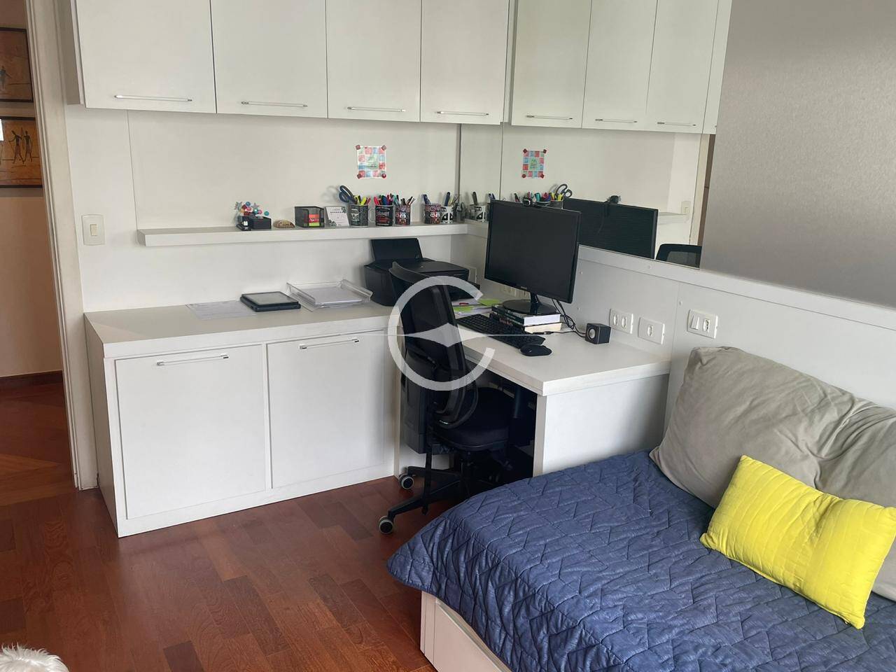 Apartamento à venda com 4 quartos, 200m² - Foto 17