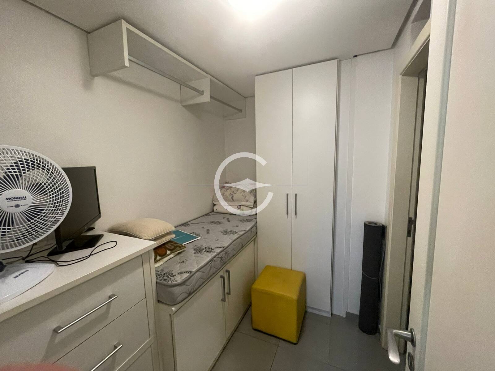 Apartamento à venda com 4 quartos, 200m² - Foto 27