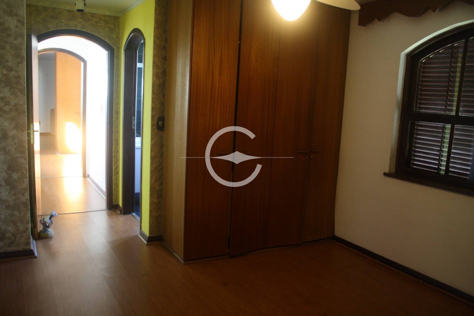 Casa à venda com 4 quartos, 328m² - Foto 27