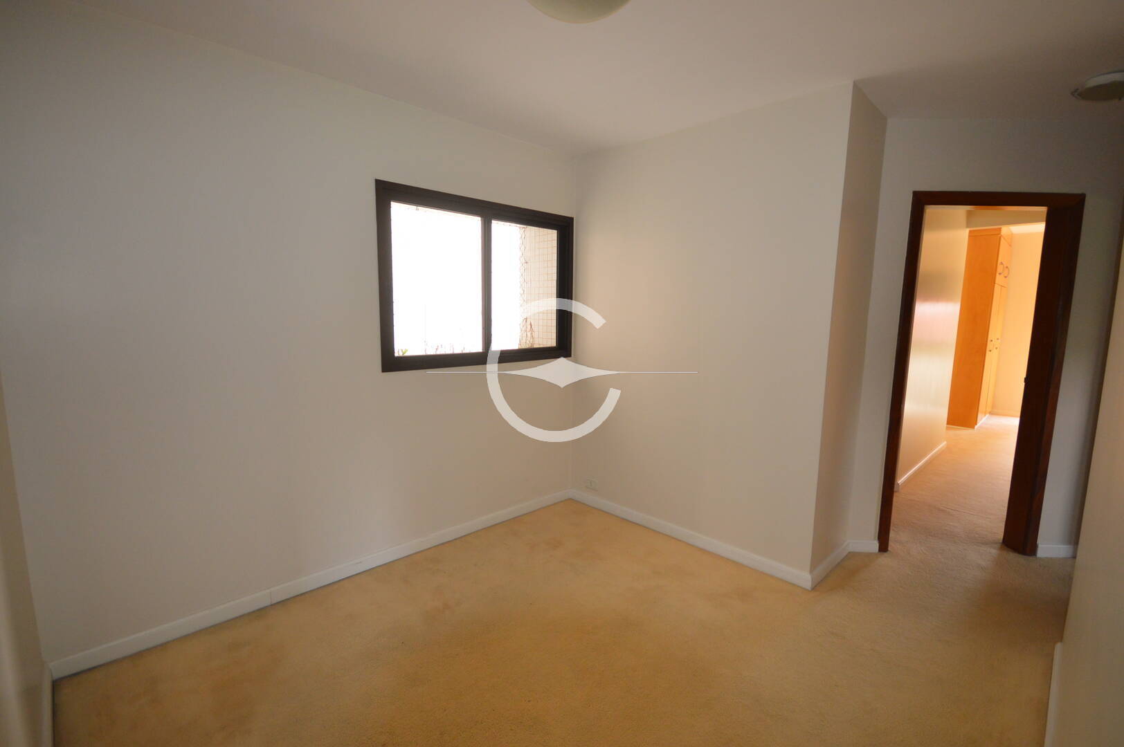 Apartamento à venda com 4 quartos, 196m² - Foto 8