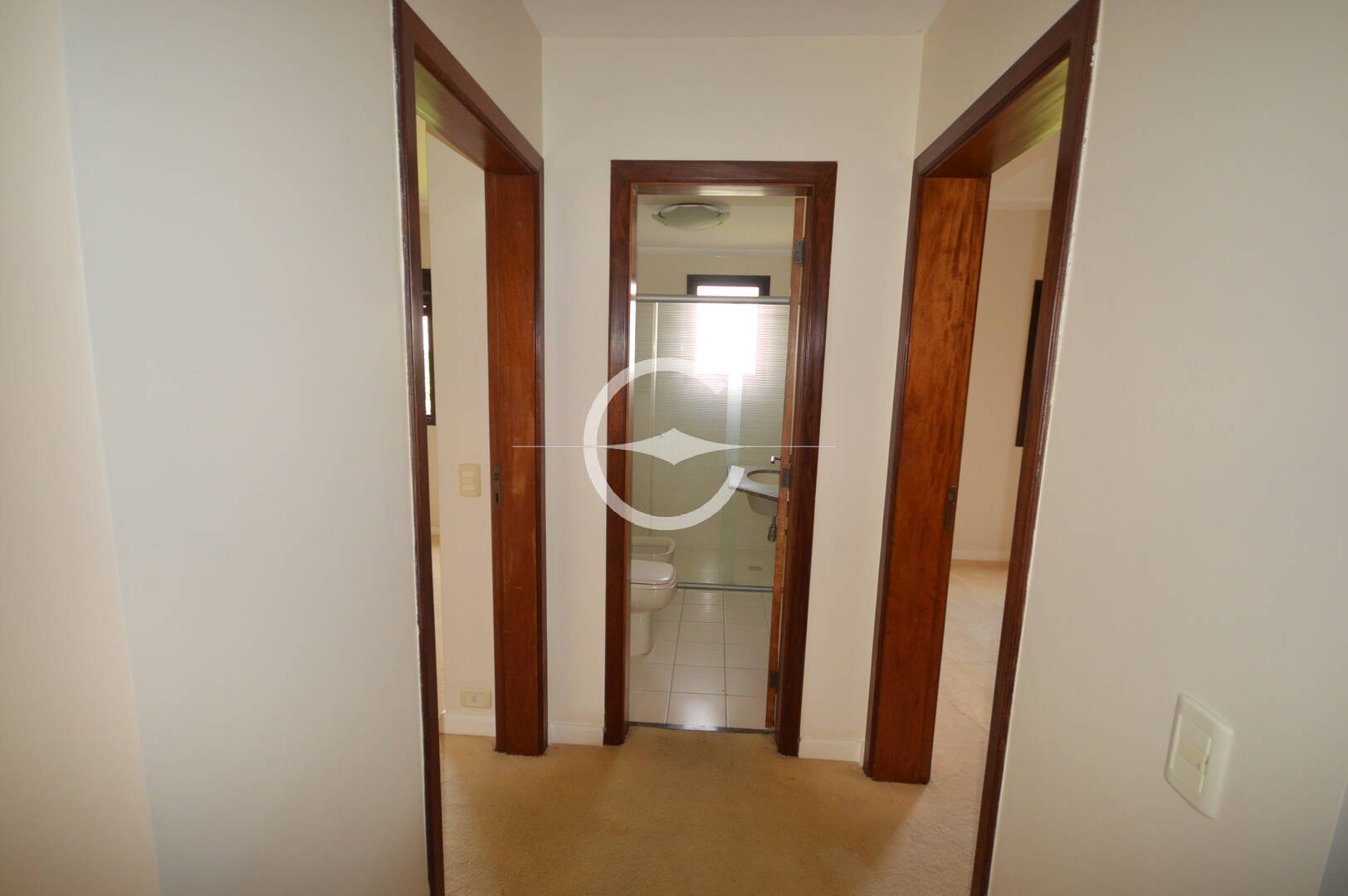 Apartamento à venda com 4 quartos, 196m² - Foto 14