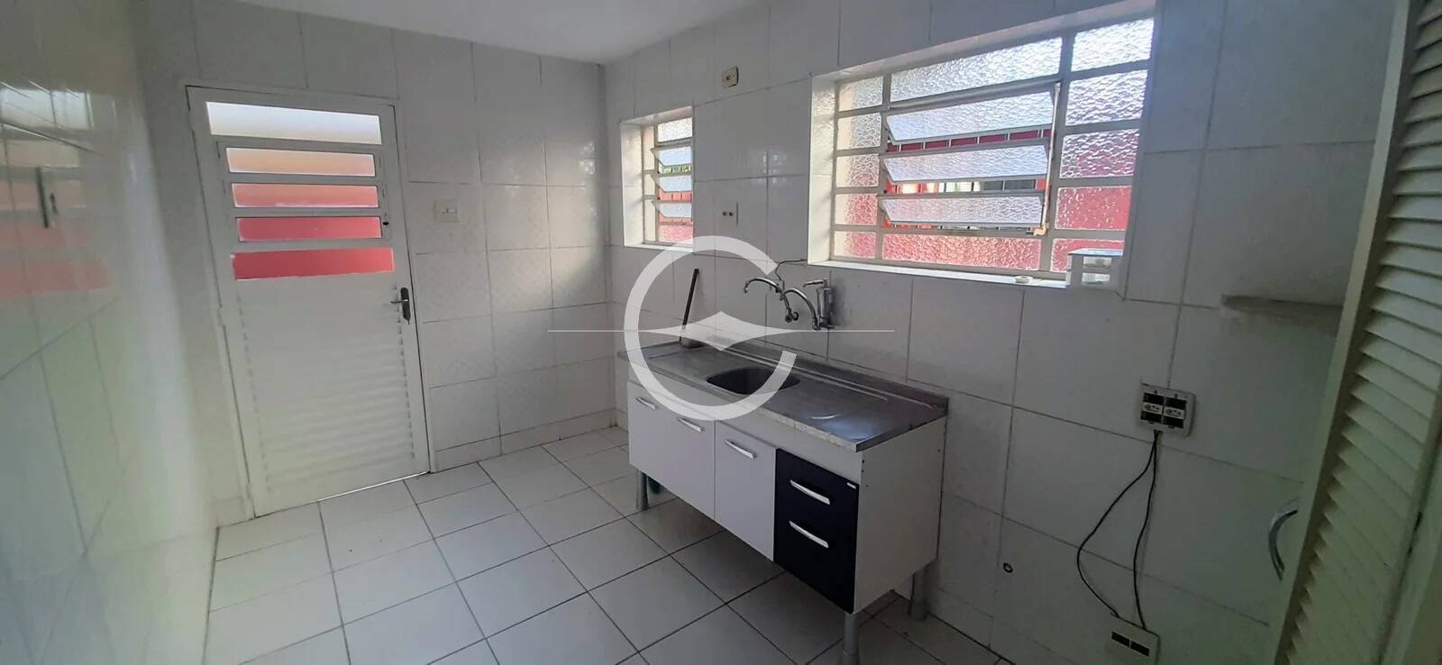 Casa à venda com 3 quartos, 120m² - Foto 9