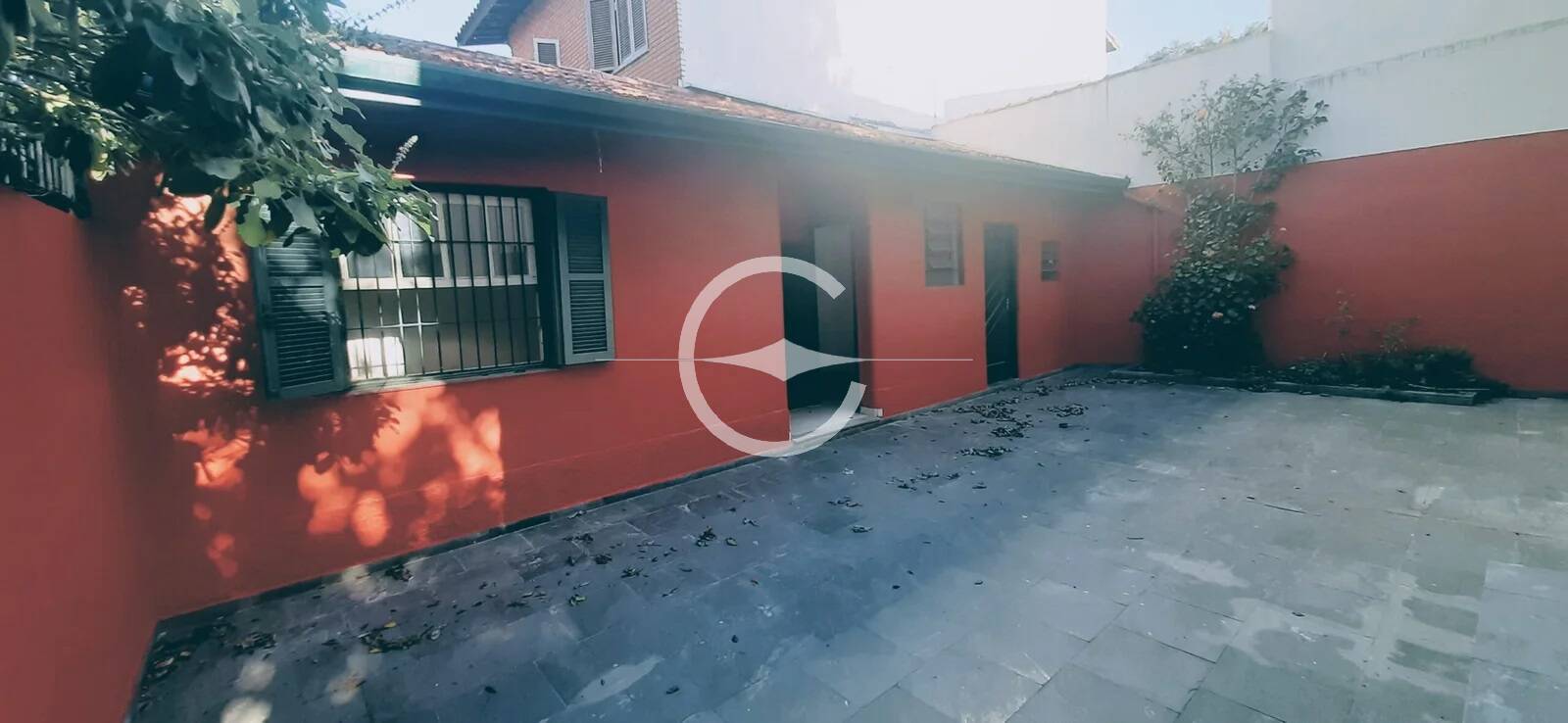 Casa à venda com 3 quartos, 120m² - Foto 2