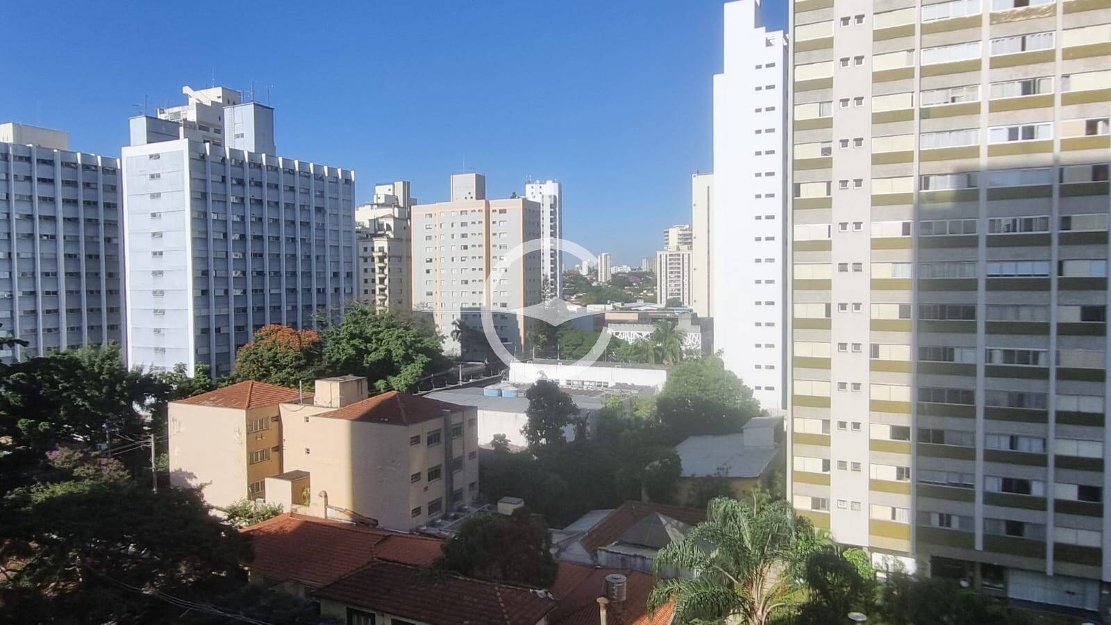 Apartamento para alugar com 1 quarto, 47m² - Foto 15