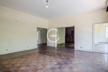 Apartamento à venda com 3 quartos, 220m² - Foto 4