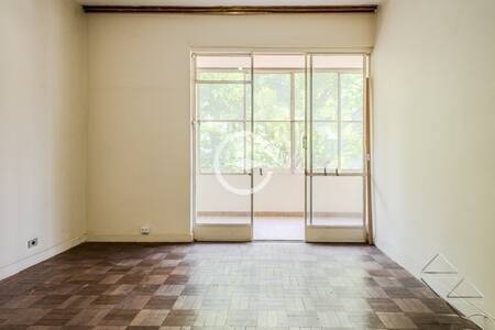 Apartamento à venda com 3 quartos, 220m² - Foto 9