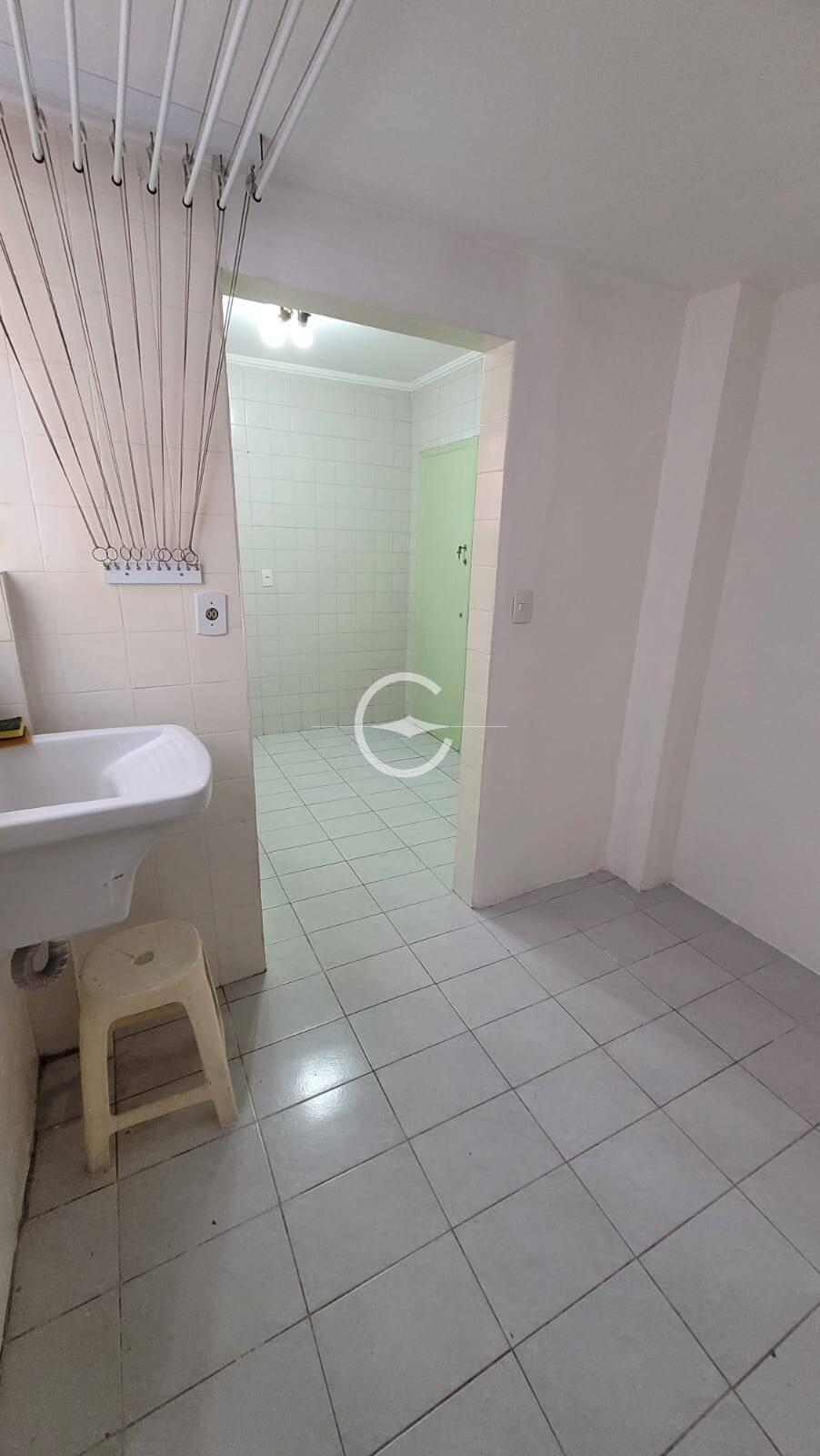 Apartamento à venda com 2 quartos, 72m² - Foto 11